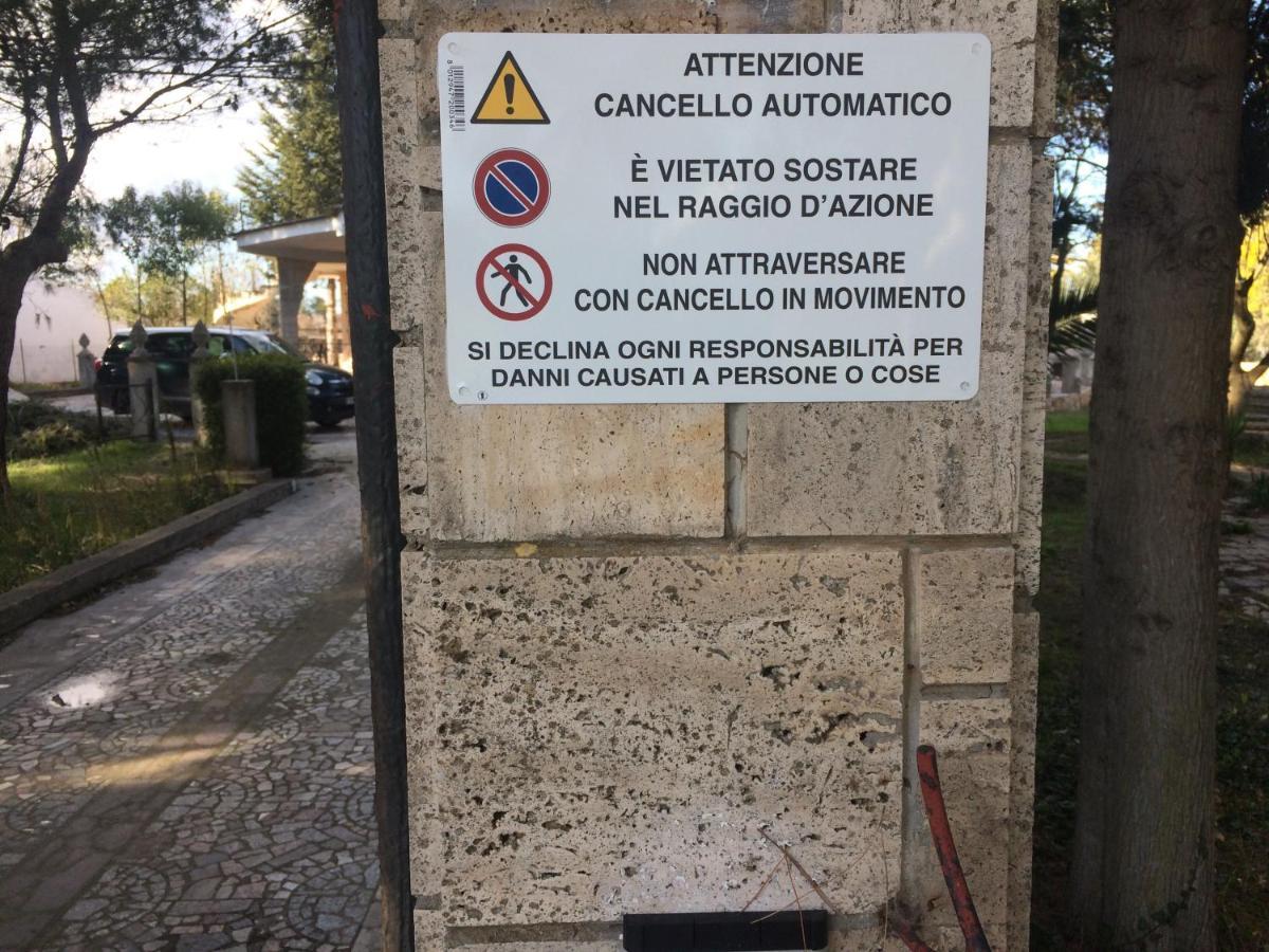 Villa L'Ottagono Con Cucina Parcheggio Privato Telecamerizzato E Wifi Gioia Del Colle Exterior foto